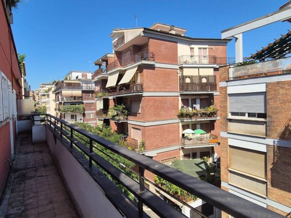 appartamento in vendita a Roma in zona Aurelio