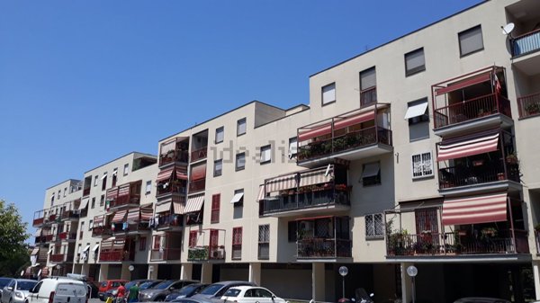 appartamento in vendita a Roma in zona Torre Angela