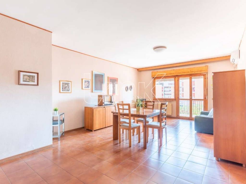 appartamento in vendita a Roma in zona Ardeatino