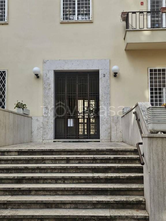 appartamento in vendita a Roma in zona Rione Prati