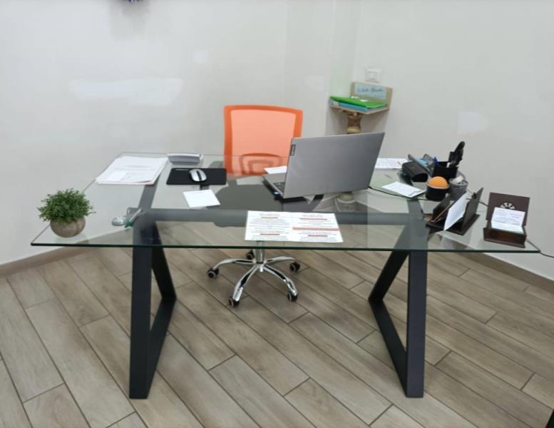 ufficio in vendita a Roma in zona Appio Latino