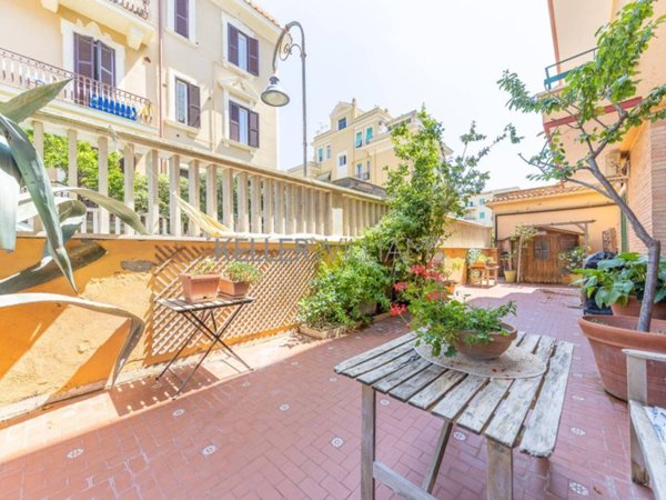appartamento in vendita a Roma in zona Ostia