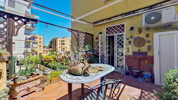 appartamento in vendita a Roma in zona Ardeatino