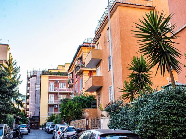 appartamento in vendita a Roma in zona Aurelio