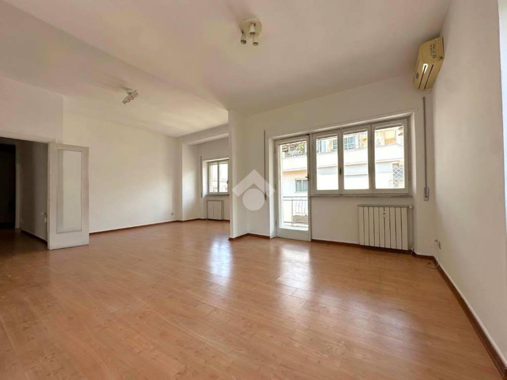 appartamento in vendita a Roma in zona Monte Sacro/Talenti