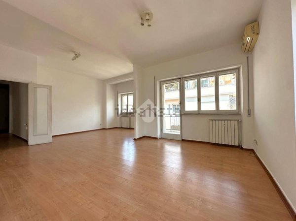 appartamento in vendita a Roma in zona Monte Sacro/Talenti