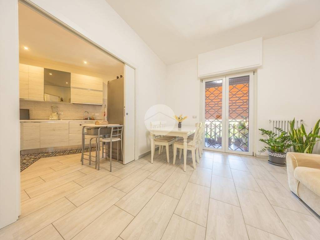 appartamento in vendita a Roma in zona Romanina