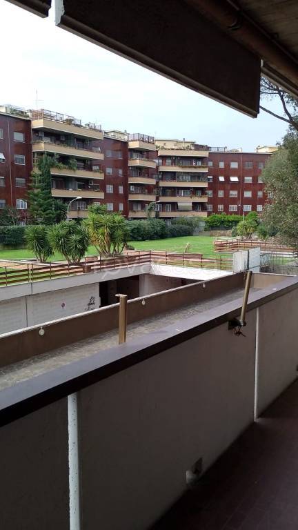 appartamento in vendita a Roma in zona Torrino