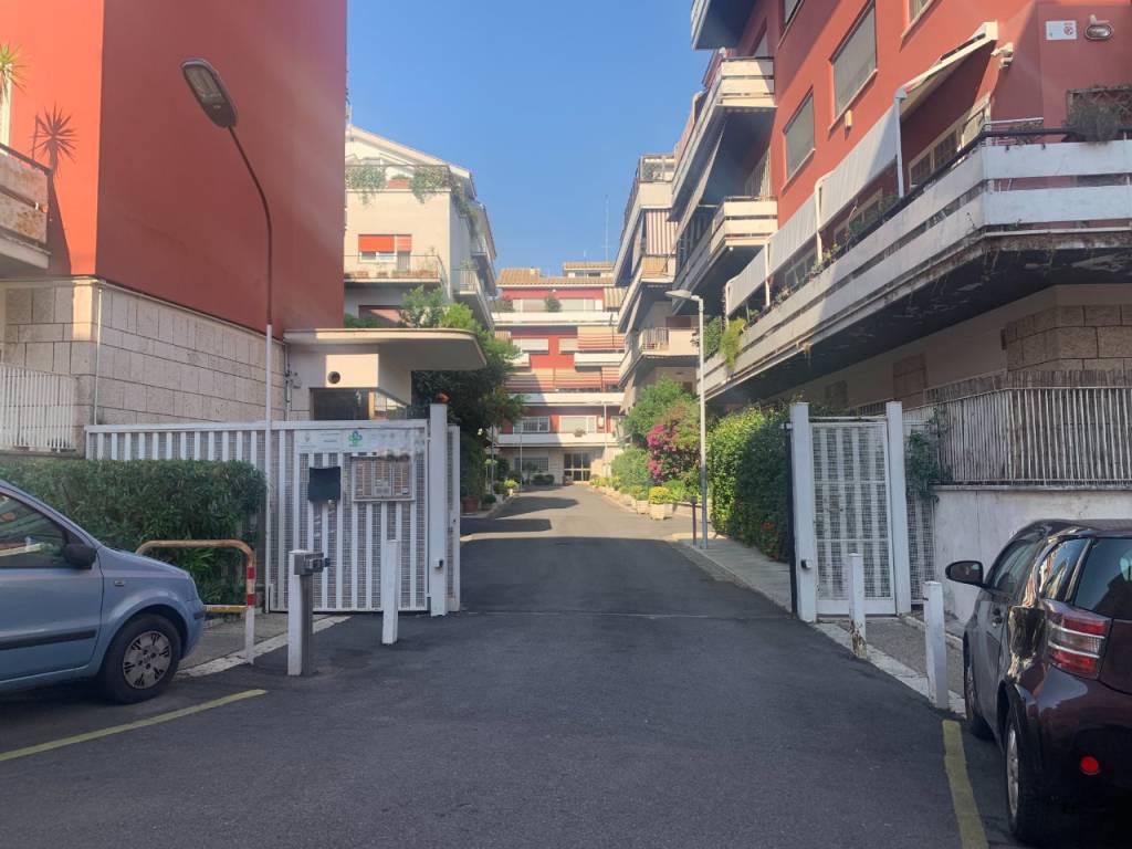 appartamento in vendita a Roma in zona Aurelio