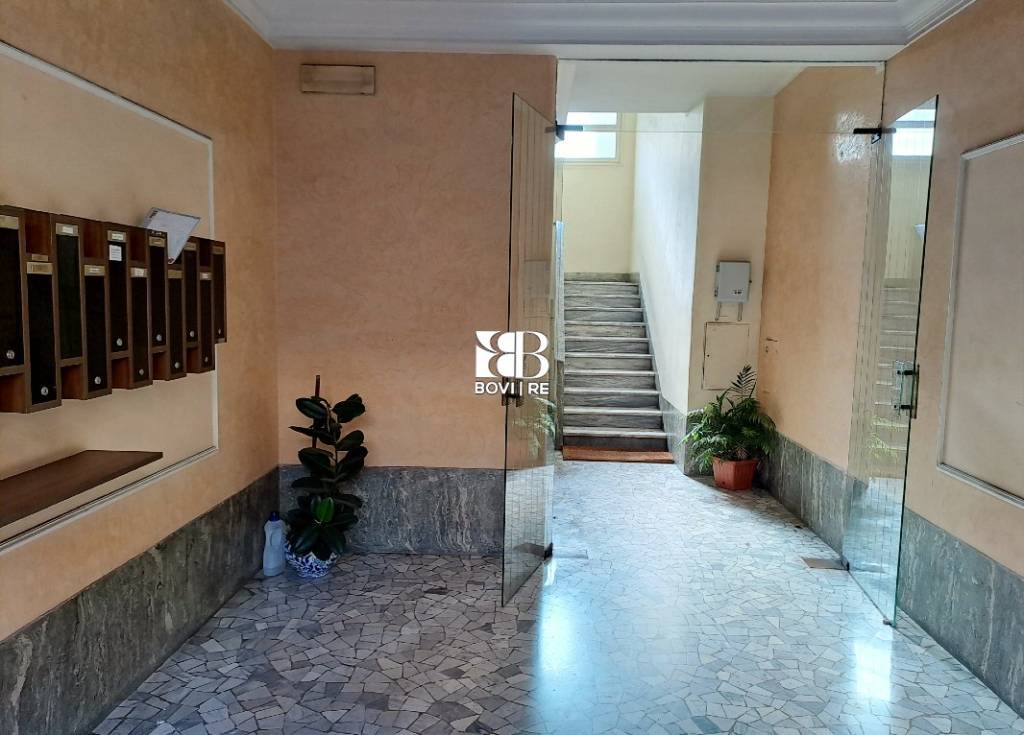appartamento in vendita a Roma in zona Tuscolano
