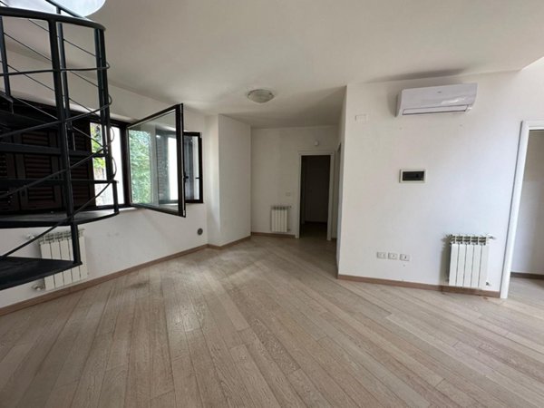 appartamento in vendita a Roma in zona Trastevere