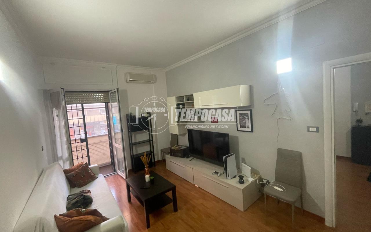 appartamento in vendita a Roma in zona Prenestino-Labicano