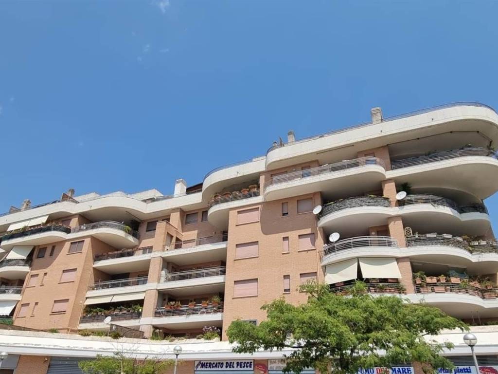 appartamento in vendita a Roma in zona Settecamini