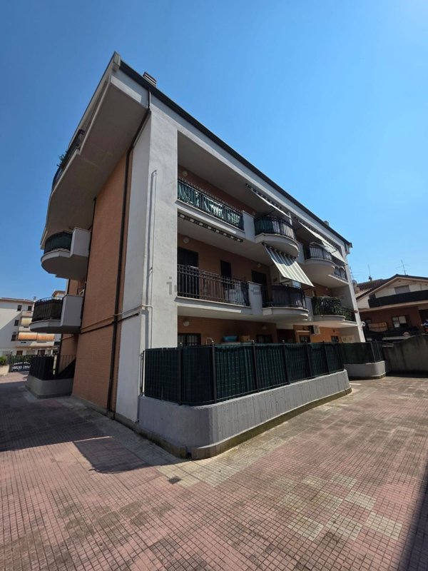 appartamento in vendita a Roma in zona Trastevere
