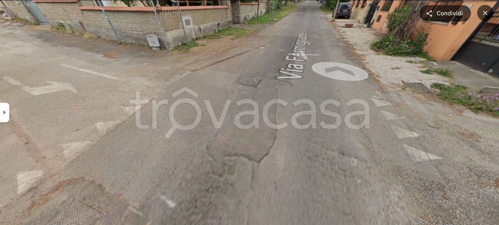 appartamento in vendita a Roma in zona Giardini di Corcolle