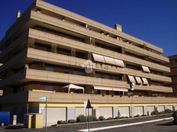 appartamento in vendita a Roma in zona Ponte di Nona