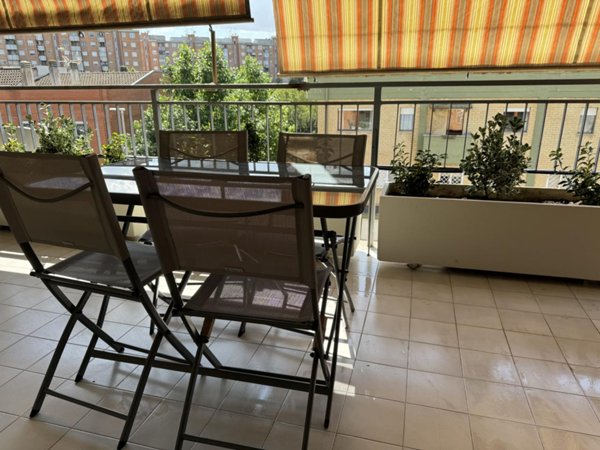 appartamento in vendita a Roma in zona Mostacciano