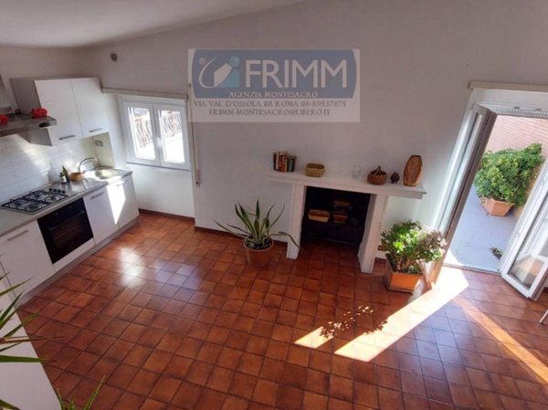 appartamento in vendita a Roma in zona Casalotti