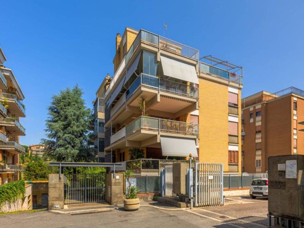 appartamento in vendita a Roma in zona Aurelio