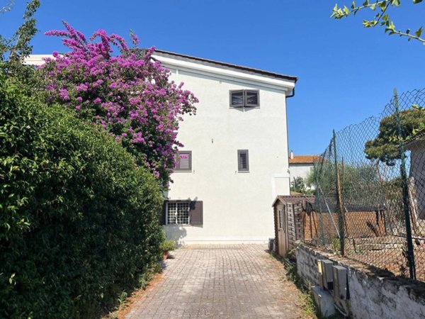 appartamento in vendita a Roma in zona Trigoria
