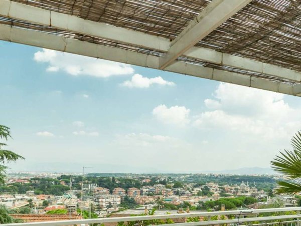 appartamento in vendita a Roma in zona Della Vittoria