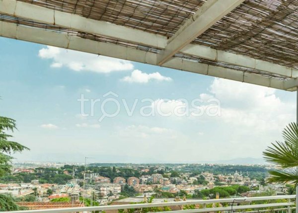 appartamento in vendita a Roma in zona Della Vittoria