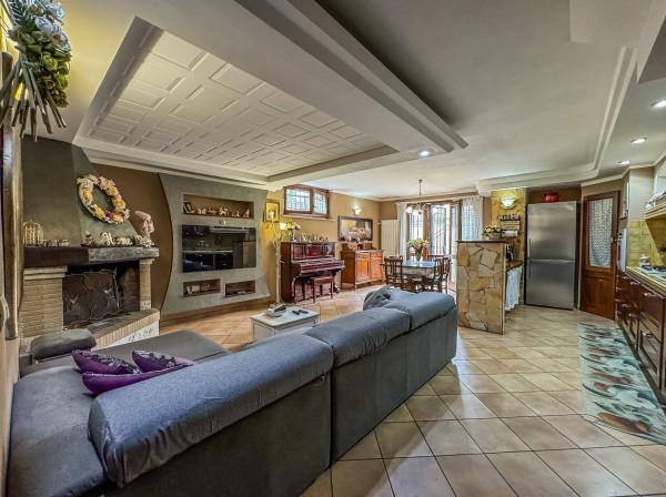 casa indipendente in vendita a Roma in zona Infernetto