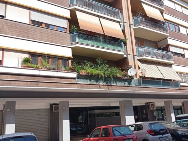 appartamento in vendita a Roma in zona Ostia Antica