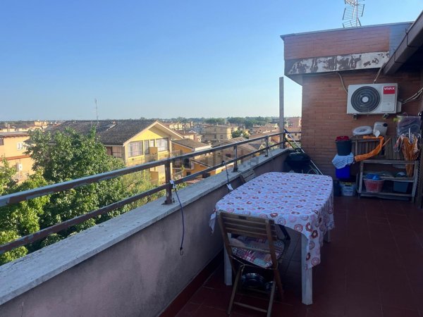 appartamento in vendita a Roma in zona Dragona/Bagnoletto