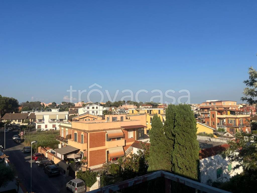 appartamento in vendita a Roma in zona Dragona/Bagnoletto