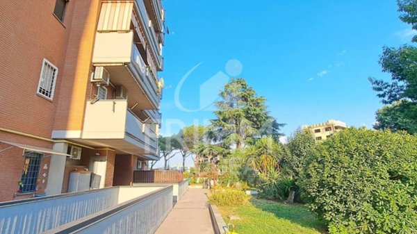 appartamento in vendita a Roma in zona Ponte Mammolo