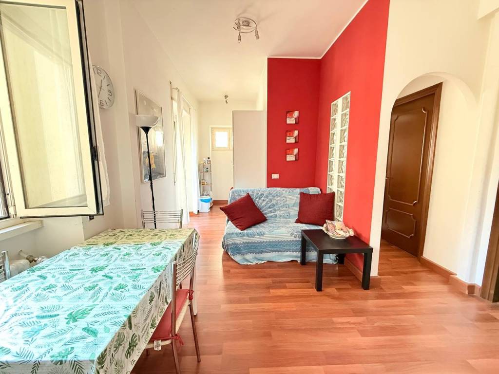 appartamento in vendita a Roma in zona Gianicolense