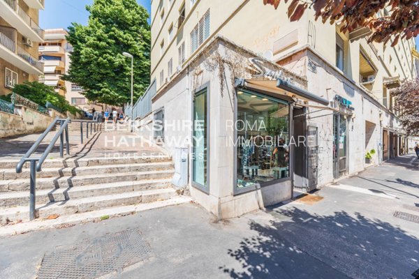 locale commerciale in vendita a Roma in zona Pinciano