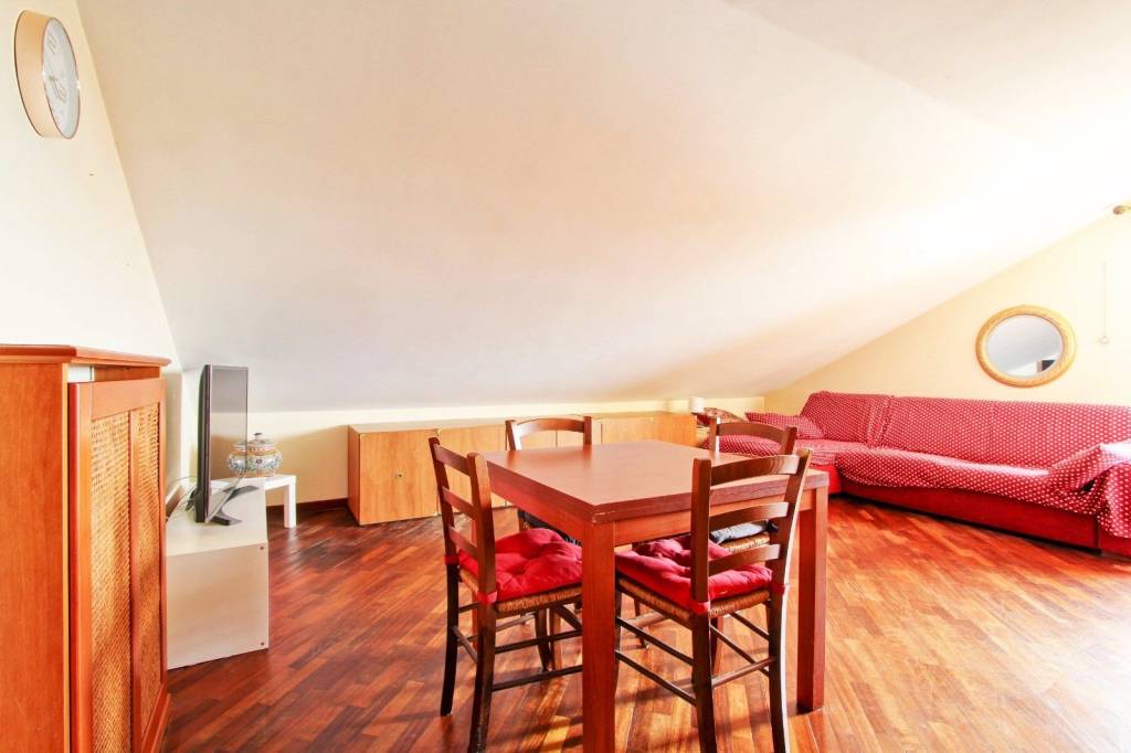 appartamento in vendita a Roma in zona Casal Morena