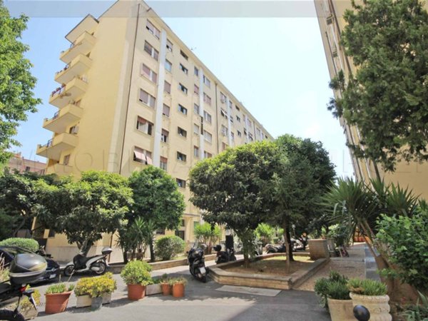 appartamento in vendita a Roma in zona Appio Latino
