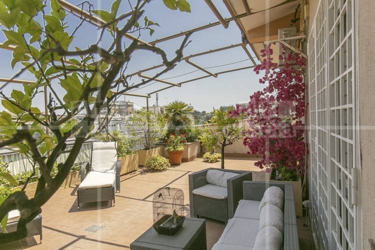 appartamento in vendita a Roma in zona EUR