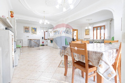 appartamento in vendita a Roma in zona Torre Gaia