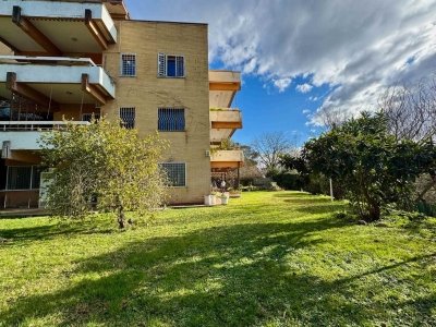 appartamento in vendita a Roma in zona Tor di Quinto