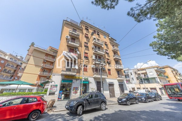 appartamento in vendita a Roma in zona Prenestino-Centocelle