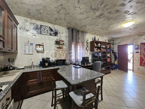 casa indipendente in vendita a Roma in zona Finocchio