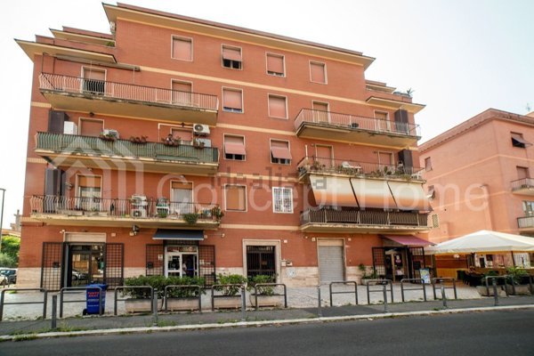 appartamento in vendita a Roma in zona Ponte Mammolo