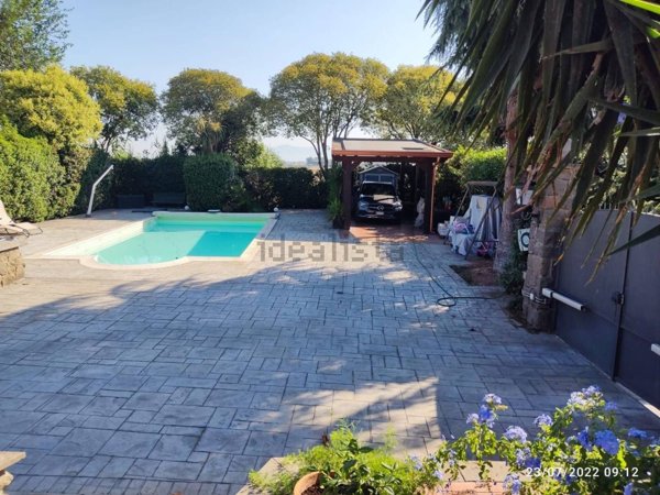 casa indipendente in vendita a Roma in zona Casal Morena