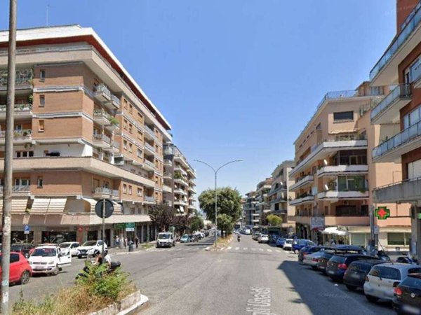 negozio in vendita a Roma in zona Aurelio