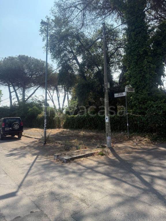 terreno agricolo in vendita a Roma in zona Infernetto