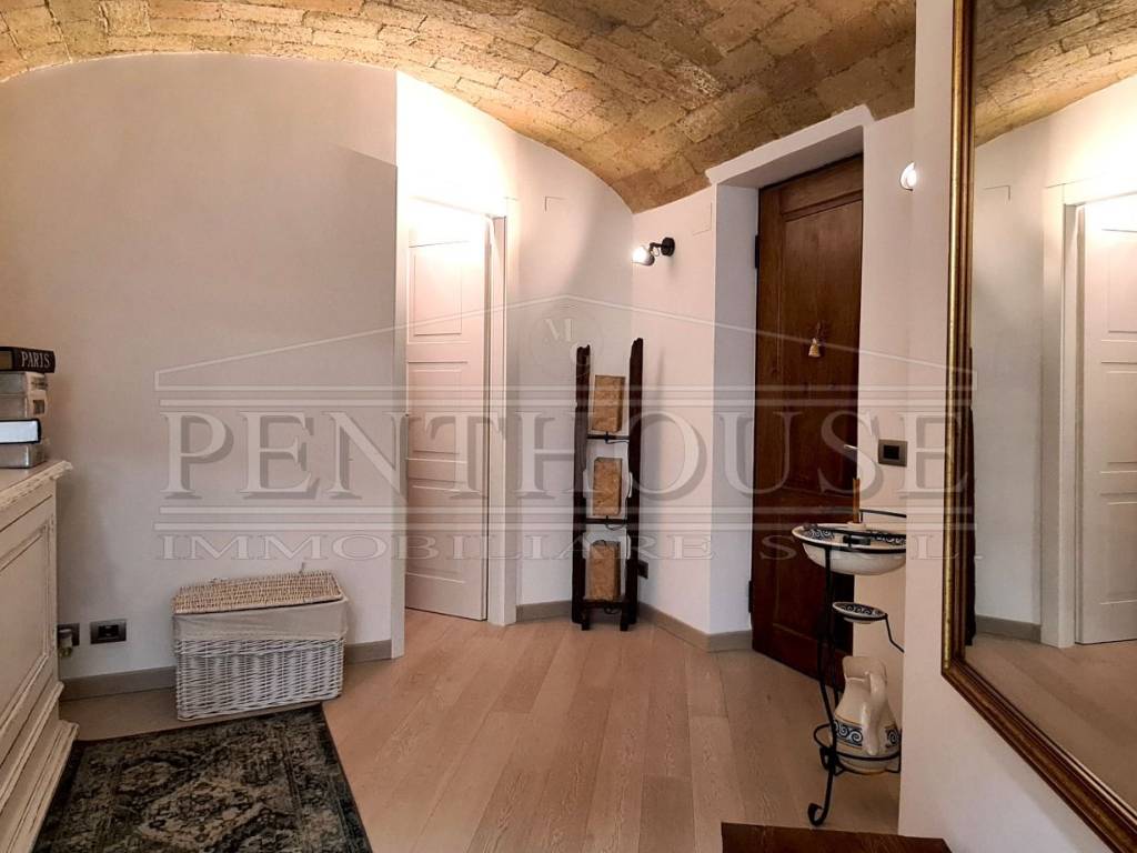 appartamento in vendita a Roma in zona Celio