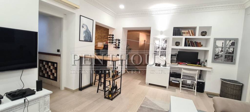 appartamento in vendita a Roma in zona Celio