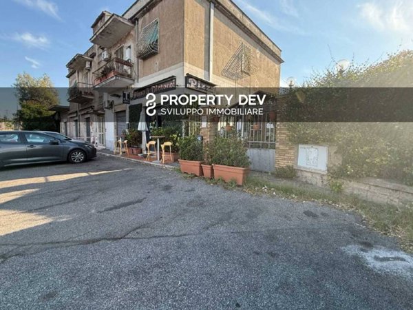 negozio in vendita a Roma in zona Giuliano Dalmata