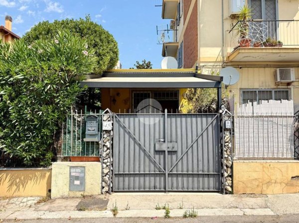 appartamento in vendita a Roma in zona Tor Sapienza