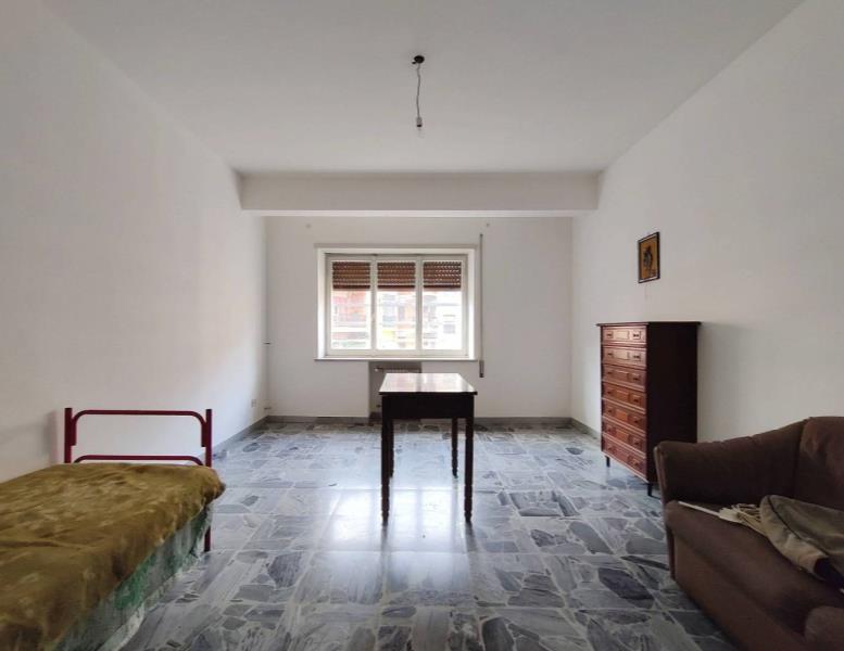 appartamento in vendita a Roma in zona Appio Claudio