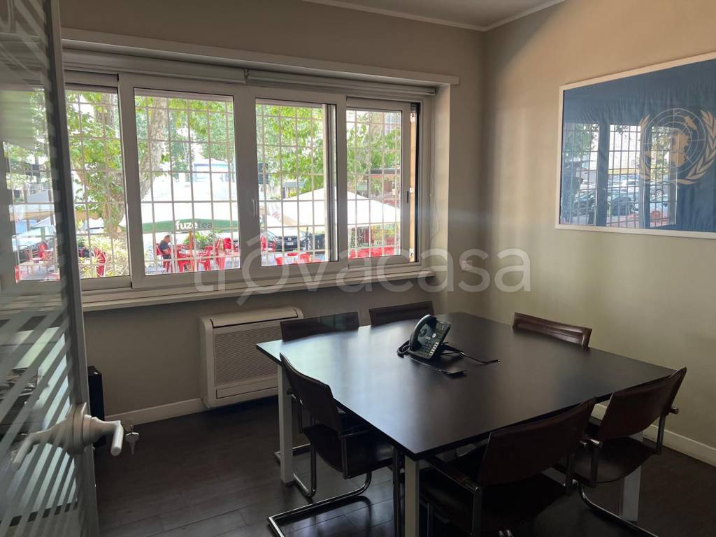 appartamento in vendita a Roma in zona EUR